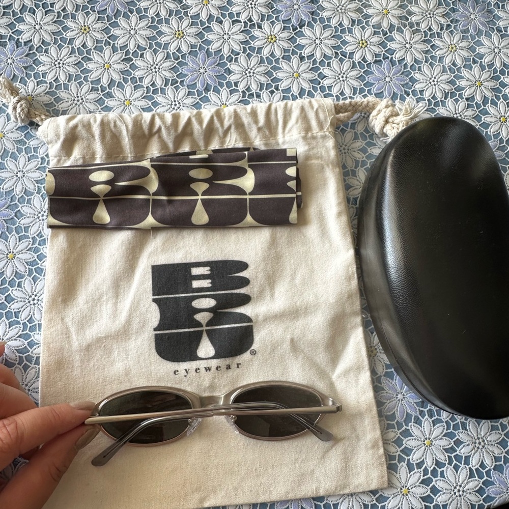 SOLD - Picture 4 of 9